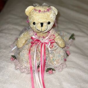 Antique Flower Girl Teddy
#cottagecore